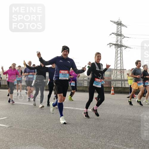 03.10.2026 - Köhlbrandbrückenlauf Michael Burmester http://msf.ph/oto/10765075 03.10.2026 09:19:07 Position 3 2095 meine-sportfotos.de