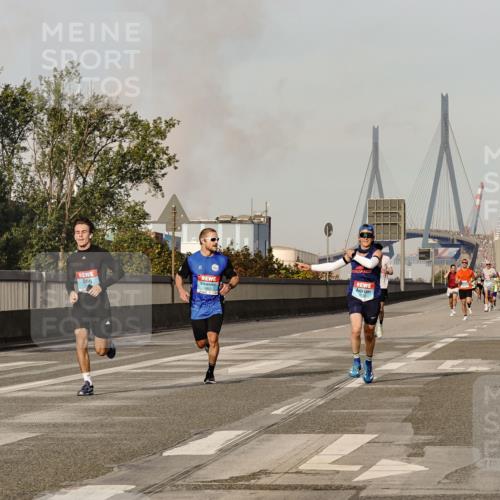 03.10.2026 - Köhlbrandbrückenlauf Michael Burmester http://msf.ph/oto/10765076 03.10.2026 09:41:38 Position 3  meine-sportfotos.de