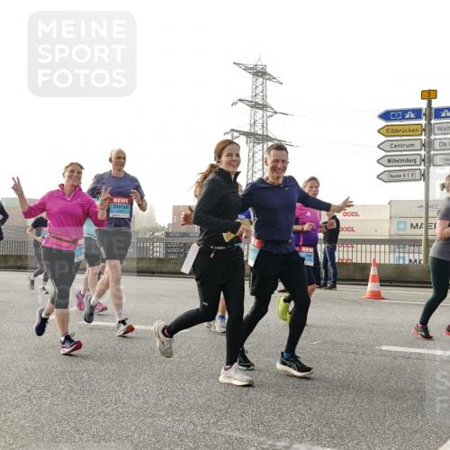 03.10.2026 - Köhlbrandbrückenlauf Michael Burmester http://msf.ph/oto/10765089 03.10.2026 09:19:08 Position 3  meine-sportfotos.de