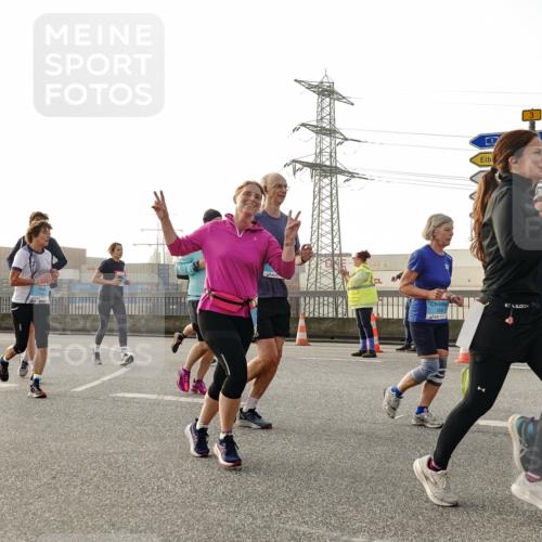 03.10.2026 - Köhlbrandbrückenlauf Michael Burmester http://msf.ph/oto/10765090 03.10.2026 09:19:09 Position 3  meine-sportfotos.de