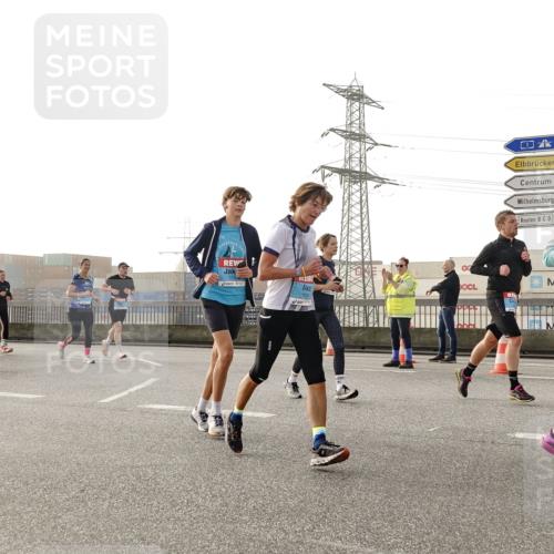 03.10.2026 - Köhlbrandbrückenlauf Michael Burmester http://msf.ph/oto/10765104 03.10.2026 09:19:10 Position 3 3 meine-sportfotos.de