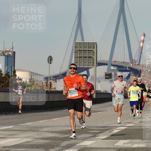 03.10.2026 - Köhlbrandbrückenlauf Michael Burmester http://msf.ph/oto/10765115 03.10.2026 09:41:49 Position 3 1972, 12, 5 meine-sportfotos.de