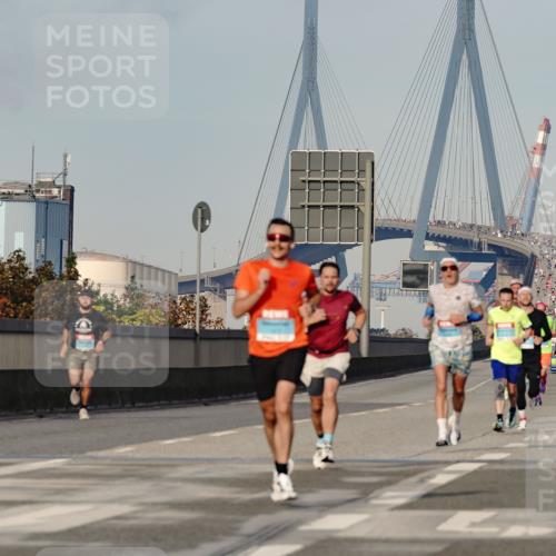 03.10.2026 - Köhlbrandbrückenlauf Michael Burmester http://msf.ph/oto/10765119 03.10.2026 09:41:49 Position 3 12, 5 meine-sportfotos.de