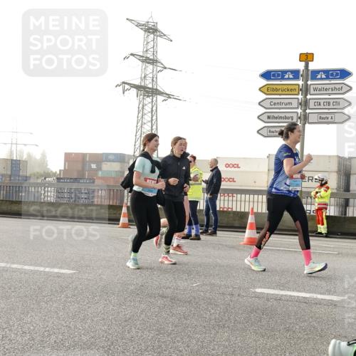 03.10.2026 - Köhlbrandbrückenlauf Michael Burmester http://msf.ph/oto/10765126 03.10.2026 09:19:14 Position 3 3 meine-sportfotos.de