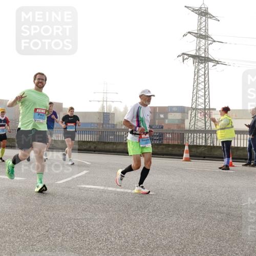 03.10.2026 - Köhlbrandbrückenlauf Michael Burmester http://msf.ph/oto/10765171 03.10.2026 09:19:21 Position 3 00 meine-sportfotos.de