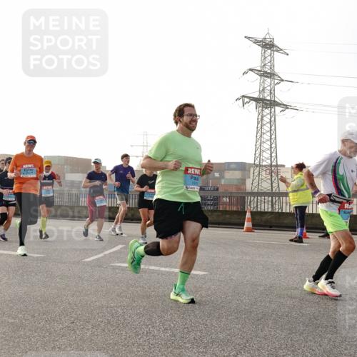 03.10.2026 - Köhlbrandbrückenlauf Michael Burmester http://msf.ph/oto/10765177 03.10.2026 09:19:22 Position 3 2915, 3 meine-sportfotos.de