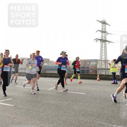 03.10.2026 - Köhlbrandbrückenlauf Michael Burmester http://msf.ph/oto/10765201 03.10.2026 09:19:25 Position 3 2618 meine-sportfotos.de