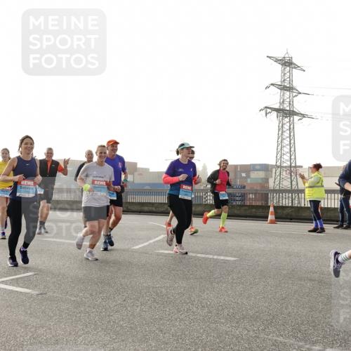 03.10.2026 - Köhlbrandbrückenlauf Michael Burmester http://msf.ph/oto/10765203 03.10.2026 09:19:25 Position 3 2618 meine-sportfotos.de