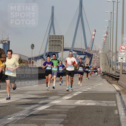 03.10.2026 - Köhlbrandbrückenlauf Michael Burmester http://msf.ph/oto/10765224 03.10.2026 09:42:17 Position 3 2166, 12, 5 meine-sportfotos.de