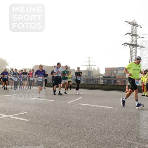 03.10.2026 - Köhlbrandbrückenlauf Michael Burmester http://msf.ph/oto/10765241 03.10.2026 09:19:30 Position 3 1 meine-sportfotos.de