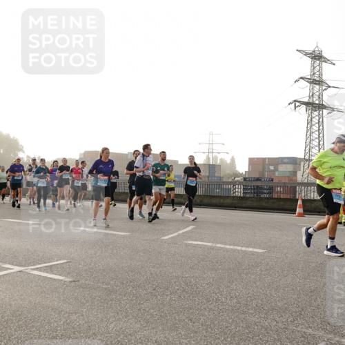 03.10.2026 - Köhlbrandbrückenlauf Michael Burmester http://msf.ph/oto/10765243 03.10.2026 09:19:30 Position 3 1 meine-sportfotos.de