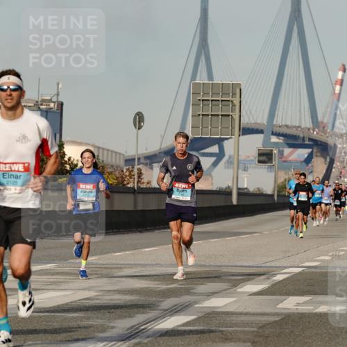 03.10.2026 - Köhlbrandbrückenlauf Michael Burmester http://msf.ph/oto/10765254 03.10.2026 09:42:25 Position 3 204, 2125, 2278, 1142, 12, 5 meine-sportfotos.de