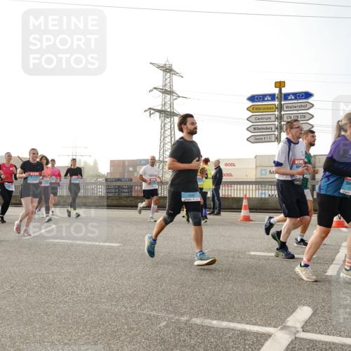 03.10.2026 - Köhlbrandbrückenlauf Michael Burmester http://msf.ph/oto/10765261 03.10.2026 09:19:33 Position 3  meine-sportfotos.de