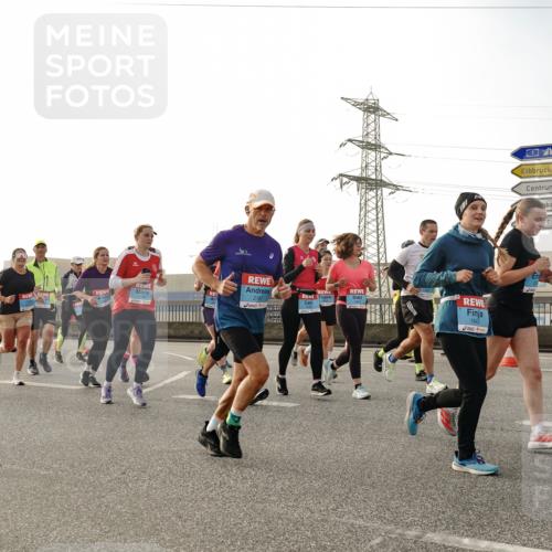 03.10.2026 - Köhlbrandbrückenlauf Michael Burmester http://msf.ph/oto/10765273 03.10.2026 09:19:35 Position 3 1845 meine-sportfotos.de