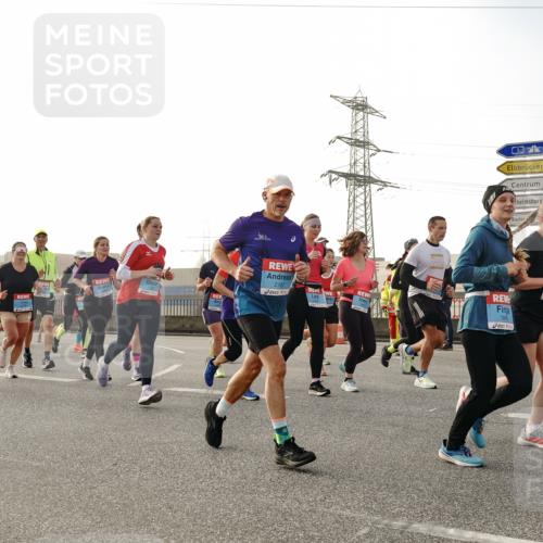 03.10.2026 - Köhlbrandbrückenlauf Michael Burmester http://msf.ph/oto/10765276 03.10.2026 09:19:35 Position 3 2187, 3 meine-sportfotos.de