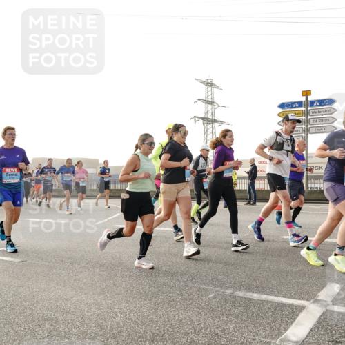 03.10.2026 - Köhlbrandbrückenlauf Michael Burmester http://msf.ph/oto/10765293 03.10.2026 09:19:37 Position 3 4 meine-sportfotos.de
