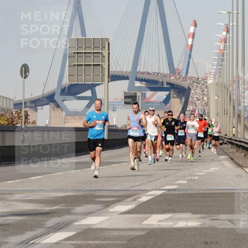 03.10.2026 - Köhlbrandbrückenlauf Michael Burmester http://msf.ph/oto/10765296 03.10.2026 09:42:42 Position 3 12, 5 meine-sportfotos.de