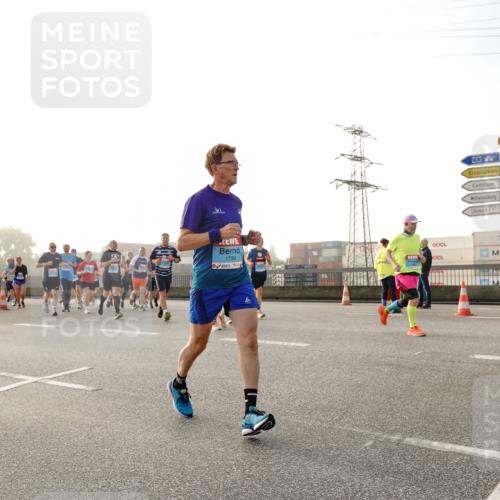 03.10.2026 - Köhlbrandbrückenlauf Michael Burmester http://msf.ph/oto/10765303 03.10.2026 09:19:38 Position 3 1799, 1 meine-sportfotos.de