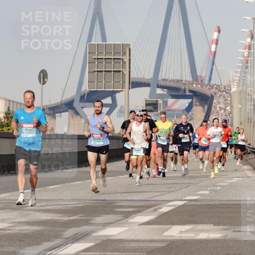 03.10.2026 - Köhlbrandbrückenlauf Michael Burmester http://msf.ph/oto/10765306 03.10.2026 09:42:47 Position 3 1259, 12, 5 meine-sportfotos.de