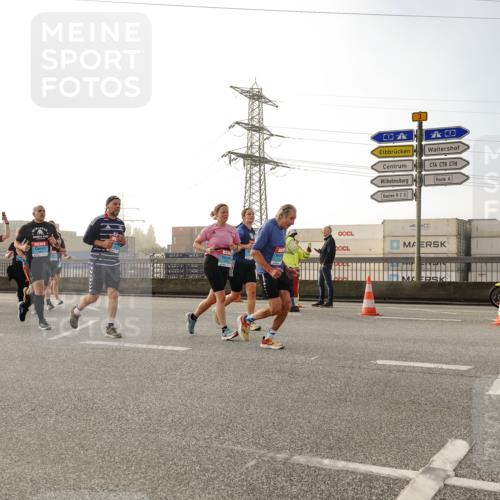 03.10.2026 - Köhlbrandbrückenlauf Michael Burmester http://msf.ph/oto/10765317 03.10.2026 09:19:39 Position 3  meine-sportfotos.de
