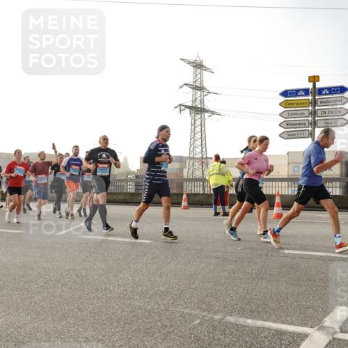 03.10.2026 - Köhlbrandbrückenlauf Michael Burmester http://msf.ph/oto/10765320 03.10.2026 09:19:40 Position 3  meine-sportfotos.de