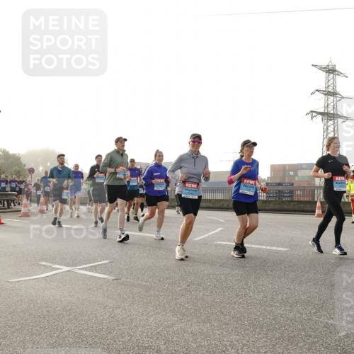 03.10.2026 - Köhlbrandbrückenlauf Michael Burmester http://msf.ph/oto/10765373 03.10.2026 09:19:46 Position 3 1 meine-sportfotos.de