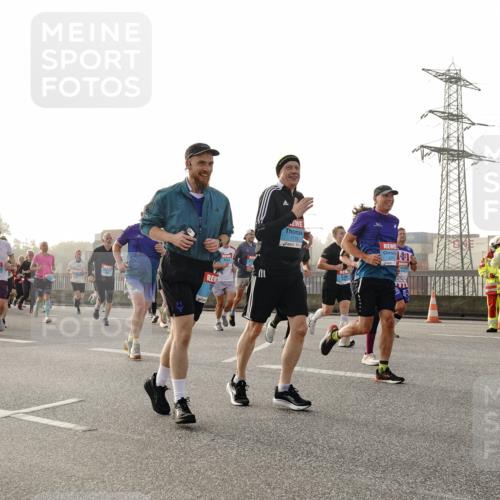 03.10.2026 - Köhlbrandbrückenlauf Michael Burmester http://msf.ph/oto/10765391 03.10.2026 09:19:48 Position 3 1113, 1 meine-sportfotos.de