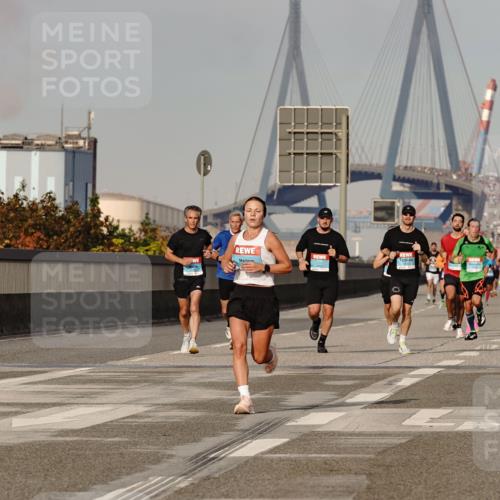 03.10.2026 - Köhlbrandbrückenlauf Michael Burmester http://msf.ph/oto/10765400 03.10.2026 09:43:14 Position 3 12, 5 meine-sportfotos.de
