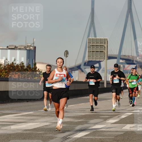 03.10.2026 - Köhlbrandbrückenlauf Michael Burmester http://msf.ph/oto/10765405 03.10.2026 09:43:16 Position 3 4 meine-sportfotos.de