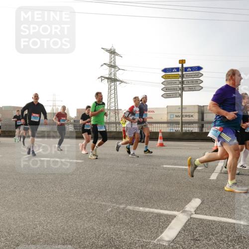 03.10.2026 - Köhlbrandbrückenlauf Michael Burmester http://msf.ph/oto/10765406 03.10.2026 09:19:51 Position 3  meine-sportfotos.de