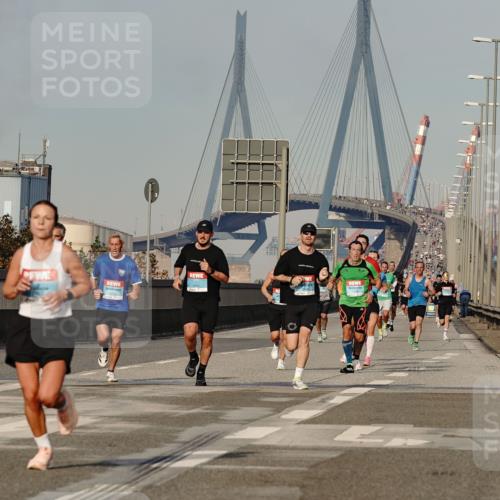 03.10.2026 - Köhlbrandbrückenlauf Michael Burmester http://msf.ph/oto/10765410 03.10.2026 09:43:17 Position 3  meine-sportfotos.de