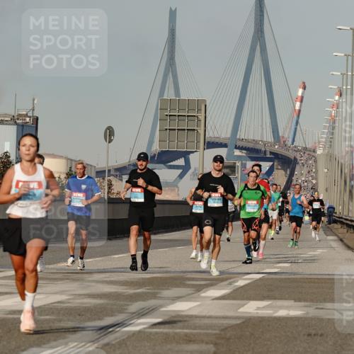 03.10.2026 - Köhlbrandbrückenlauf Michael Burmester http://msf.ph/oto/10765412 03.10.2026 09:43:17 Position 3  meine-sportfotos.de