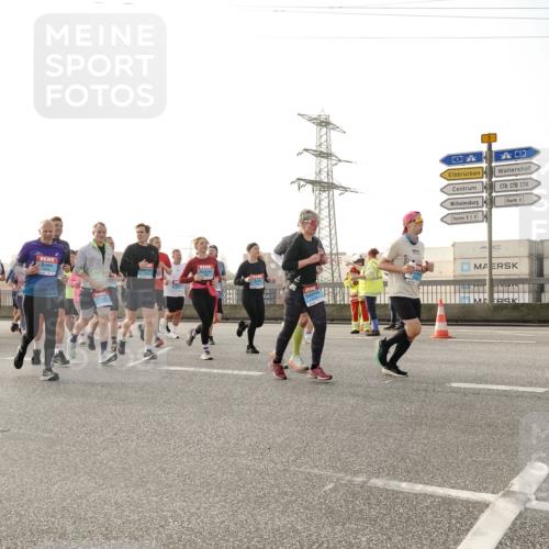 03.10.2026 - Köhlbrandbrückenlauf Michael Burmester http://msf.ph/oto/10765433 03.10.2026 09:19:55 Position 3 3 meine-sportfotos.de