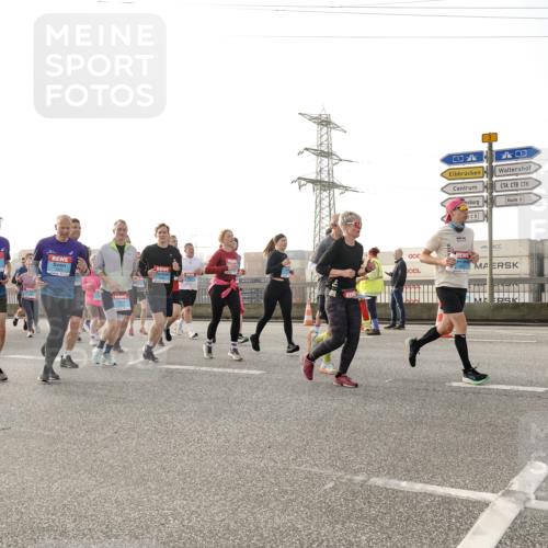 03.10.2026 - Köhlbrandbrückenlauf Michael Burmester http://msf.ph/oto/10765438 03.10.2026 09:19:55 Position 3 4 meine-sportfotos.de