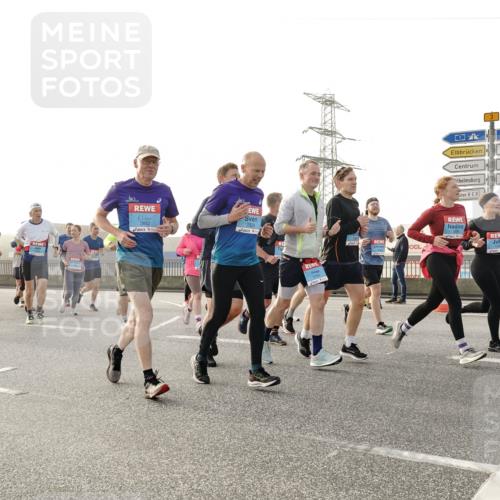 03.10.2026 - Köhlbrandbrückenlauf Michael Burmester http://msf.ph/oto/10765445 03.10.2026 09:19:56 Position 3 3852 meine-sportfotos.de