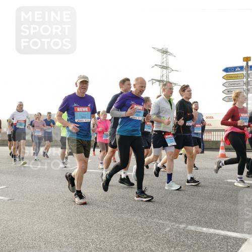 03.10.2026 - Köhlbrandbrückenlauf Michael Burmester http://msf.ph/oto/10765447 03.10.2026 09:19:56 Position 3 3852, 3 meine-sportfotos.de