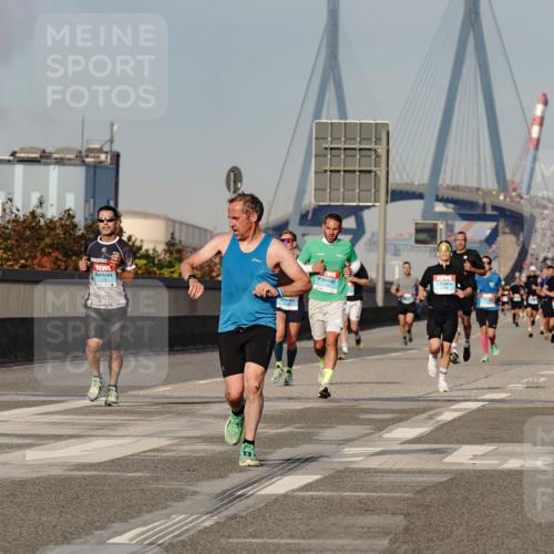 03.10.2026 - Köhlbrandbrückenlauf Michael Burmester http://msf.ph/oto/10765470 03.10.2026 09:43:33 Position 3 2178, 12, 5 meine-sportfotos.de