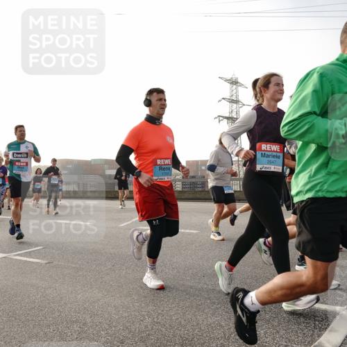 03.10.2026 - Köhlbrandbrückenlauf Michael Burmester http://msf.ph/oto/10765475 03.10.2026 09:20:00 Position 3 1769, 2647 meine-sportfotos.de