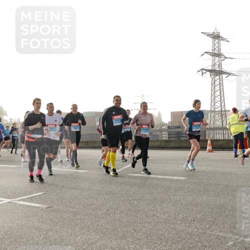03.10.2026 - Köhlbrandbrückenlauf Michael Burmester http://msf.ph/oto/10765521 03.10.2026 09:20:07 Position 3  meine-sportfotos.de