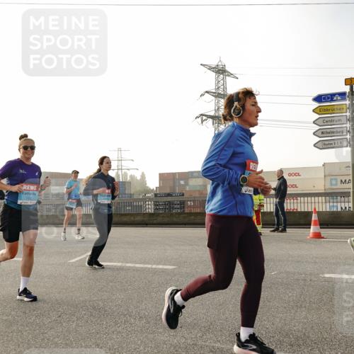 03.10.2026 - Köhlbrandbrückenlauf Michael Burmester http://msf.ph/oto/10765566 03.10.2026 09:20:12 Position 3 3 meine-sportfotos.de