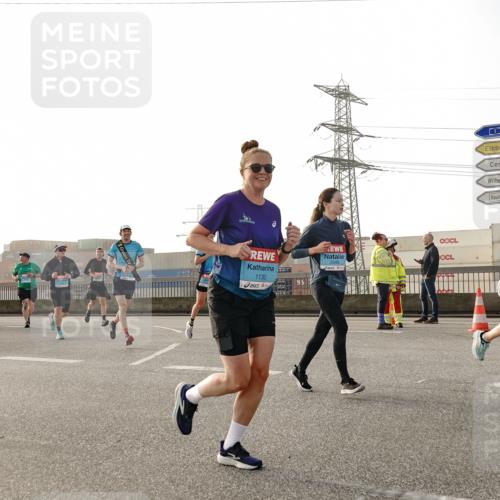 03.10.2026 - Köhlbrandbrückenlauf Michael Burmester http://msf.ph/oto/10765572 03.10.2026 09:20:13 Position 3 1130, 3 meine-sportfotos.de