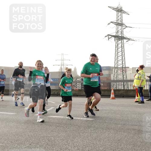 03.10.2026 - Köhlbrandbrückenlauf Michael Burmester http://msf.ph/oto/10765608 03.10.2026 09:20:17 Position 3 1763, 1764 meine-sportfotos.de