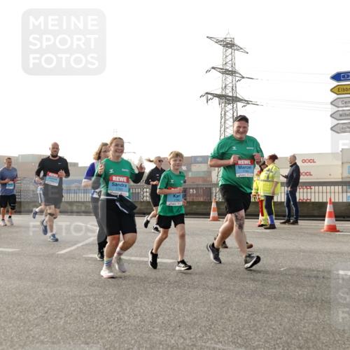 03.10.2026 - Köhlbrandbrückenlauf Michael Burmester http://msf.ph/oto/10765610 03.10.2026 09:20:18 Position 3 1763 meine-sportfotos.de