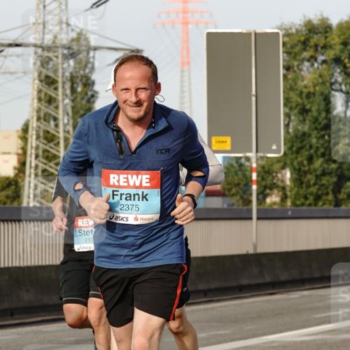 03.10.2026 - Köhlbrandbrückenlauf Michael Burmester http://msf.ph/oto/10765650 03.10.2026 09:44:21 Position 3 213, 2375 meine-sportfotos.de