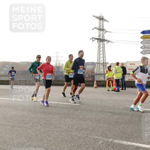 03.10.2026 - Köhlbrandbrückenlauf Michael Burmester http://msf.ph/oto/10765675 03.10.2026 09:20:27 Position 3 3 meine-sportfotos.de