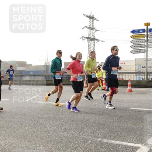 03.10.2026 - Köhlbrandbrückenlauf Michael Burmester http://msf.ph/oto/10765679 03.10.2026 09:20:27 Position 3 3 meine-sportfotos.de