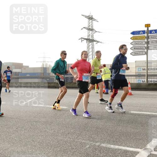 03.10.2026 - Köhlbrandbrückenlauf Michael Burmester http://msf.ph/oto/10765681 03.10.2026 09:20:27 Position 3 3 meine-sportfotos.de
