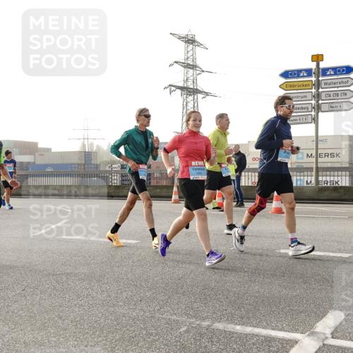 03.10.2026 - Köhlbrandbrückenlauf Michael Burmester http://msf.ph/oto/10765683 03.10.2026 09:20:27 Position 3 3 meine-sportfotos.de