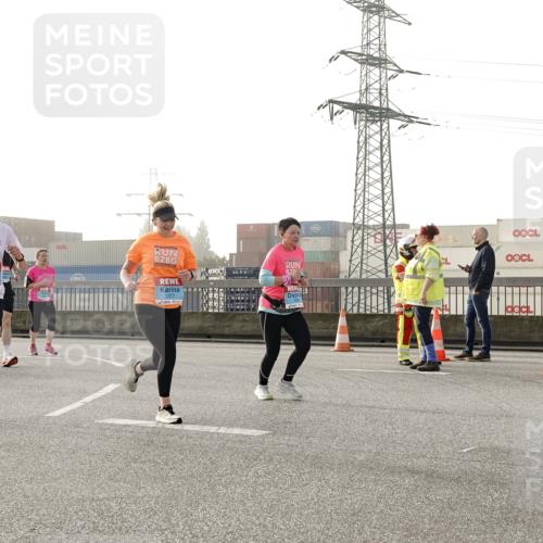 03.10.2026 - Köhlbrandbrückenlauf Michael Burmester http://msf.ph/oto/10765722 03.10.2026 09:20:34 Position 3 3, 1, 782 meine-sportfotos.de