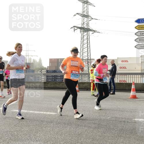 03.10.2026 - Köhlbrandbrückenlauf Michael Burmester http://msf.ph/oto/10765725 03.10.2026 09:20:35 Position 3 3, 3051 meine-sportfotos.de